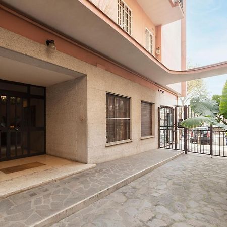 Monteverde Roomy Apartment Sun And Flowers Рим Экстерьер фото