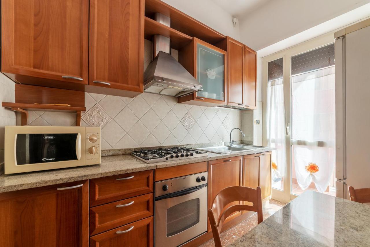 Monteverde Roomy Apartment Sun And Flowers Рим Экстерьер фото